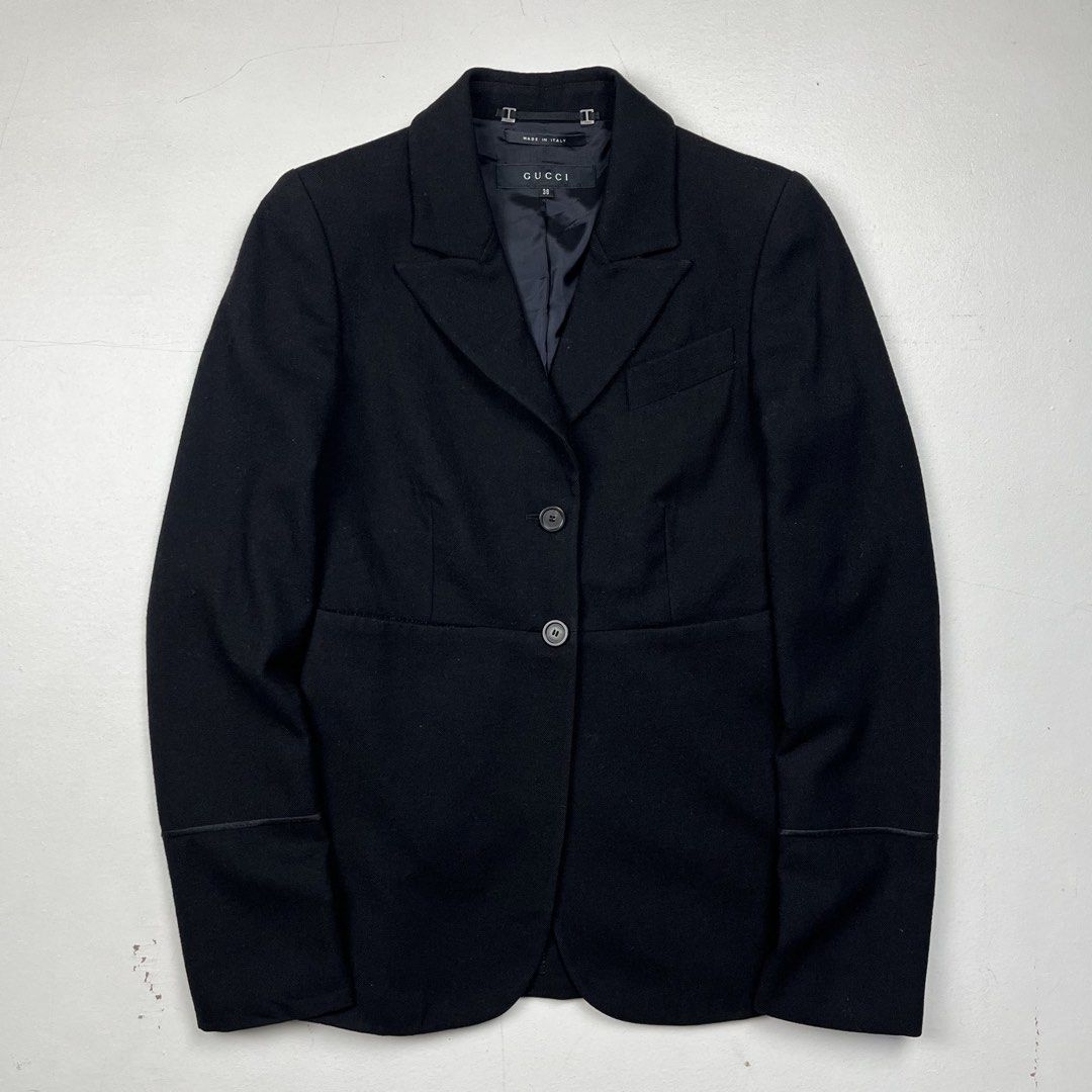Vintage Gucci Early 2000s Seamed Wool Blazer (Category: Luxury Apparel) located in Quezon City. Submitted by forgarments (Listing ID 1444121981, Image 1). Description: Vintage Gucci Early 2000s Seamed Wool Blazer Excellent Condition Size: 38 Shoulder: 15 Inches Chest width: 16.5 Inches Waist: 14.5 Inches Sleeve: 25.5 Inches Length: 27 Inches This tailored black wool blazer from the early 2000s is a classic example of Gucci’s sleek aesthetic durin