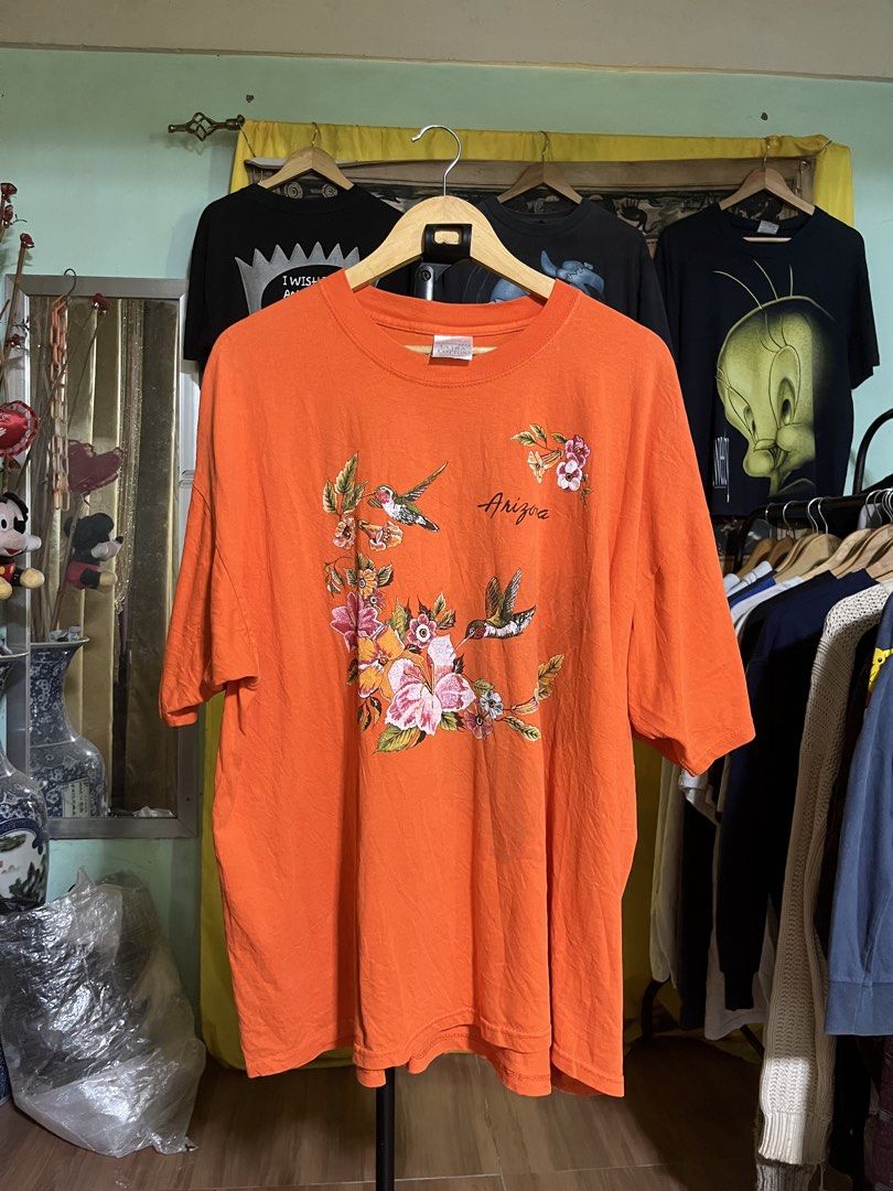 Vintage Humming Bird Tshirt (Category: Tshirts & Polo Shirts ) located in Quezon. Submitted by shirthappens01 (Listing ID 1444131715, Image 1). Description: .