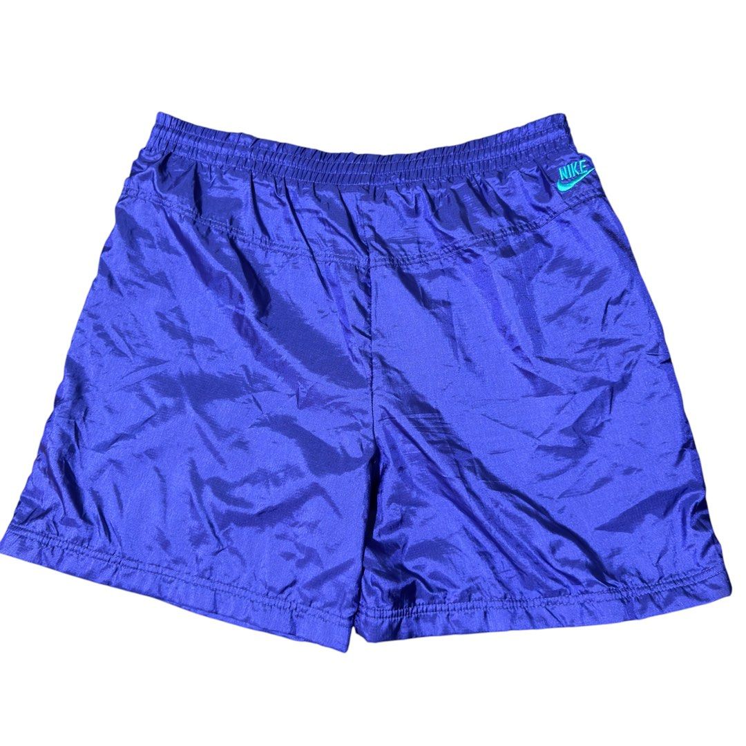 Vintage Nike Flight Nylon Shorts (Category: Shorts) located in Cavite. Submitted by gooditems.cavite (Listing ID 1444305295, Image 2). Description: 34-36w 18inches length Authentic vintage No flaws Excellent condition - Made in Malaysia - 100% Nylon material.