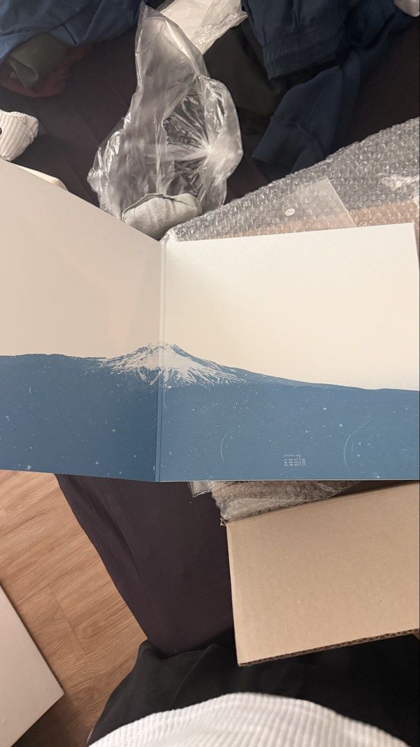 Wave to Earth Summer Hours Vinyl (Category: Vinyls) located in Mandaluyong City. Submitted by jedcaasi (Listing ID 1444226673, Image 3). Description: wave to earth summer 0.02 blue vinyl (brand new) .