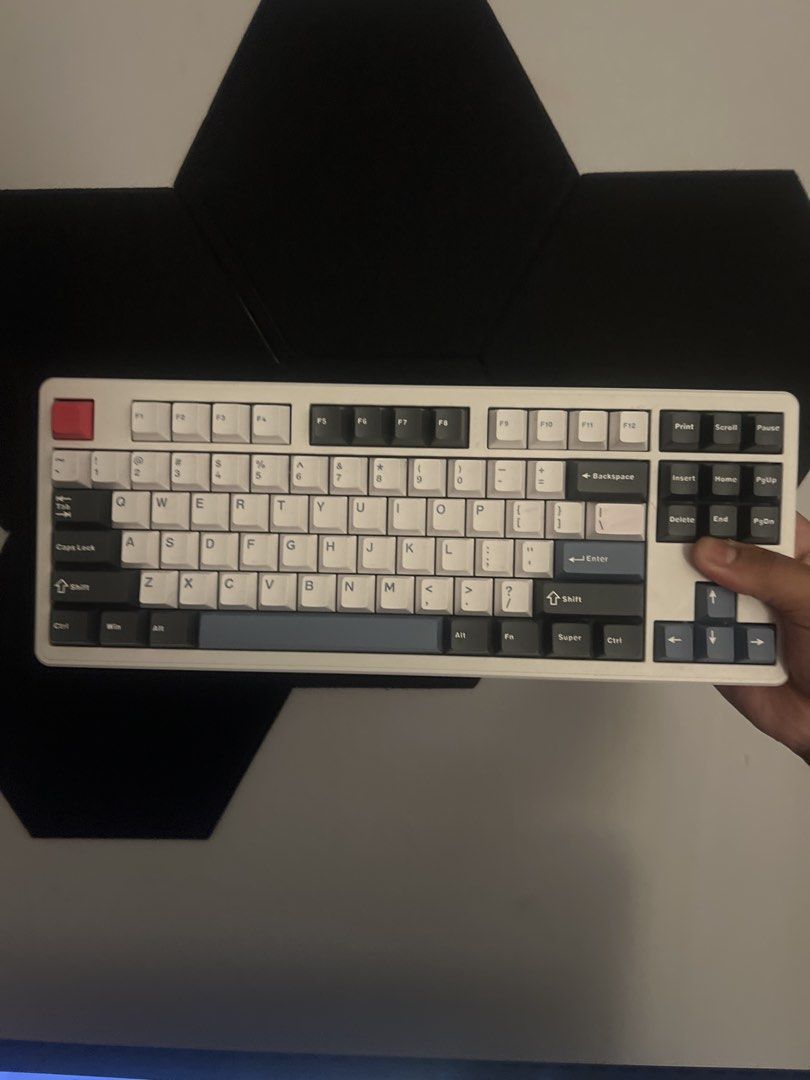 White Mechanical Keyboard with Red Esc Key483975521528064000