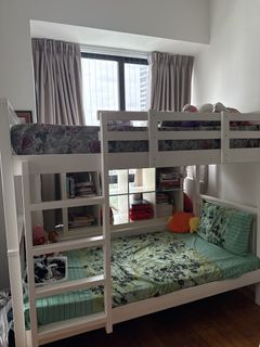 (Category: ) located in . Submitted by sgss29 (Listing ID 1444145028, Image 1). Description: .