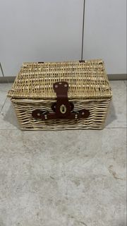 (Category: ) located in . Submitted by whaales (Listing ID 1444142857, Image 1). Description: .