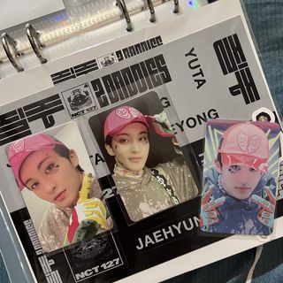 Wts nct 127 walk qq music starlight pcs, Toys & Collectibles, Fan
