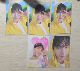 Domundi DMD GEN 3 FANMEET IN BKK RANDOM DOLL KEYCHAIN, Toys