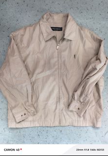 (Category: ) located in . Submitted by dhong_abay_thrift (Listing ID 1444116101, Image 1). Description: .