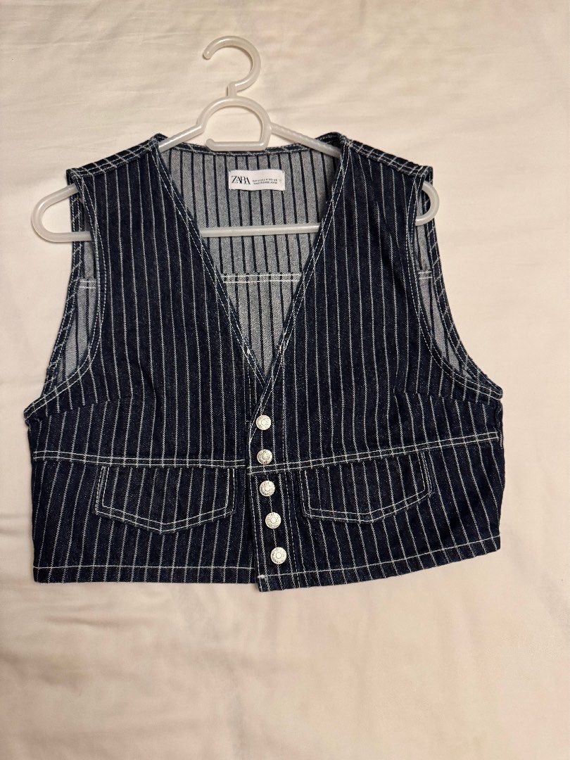Zara denim waistcoat stripes (Category: Sleeveless) located in Antipolo. Submitted by robmack (Listing ID 1444272850, Image 2). Description: 100% cotton zara.