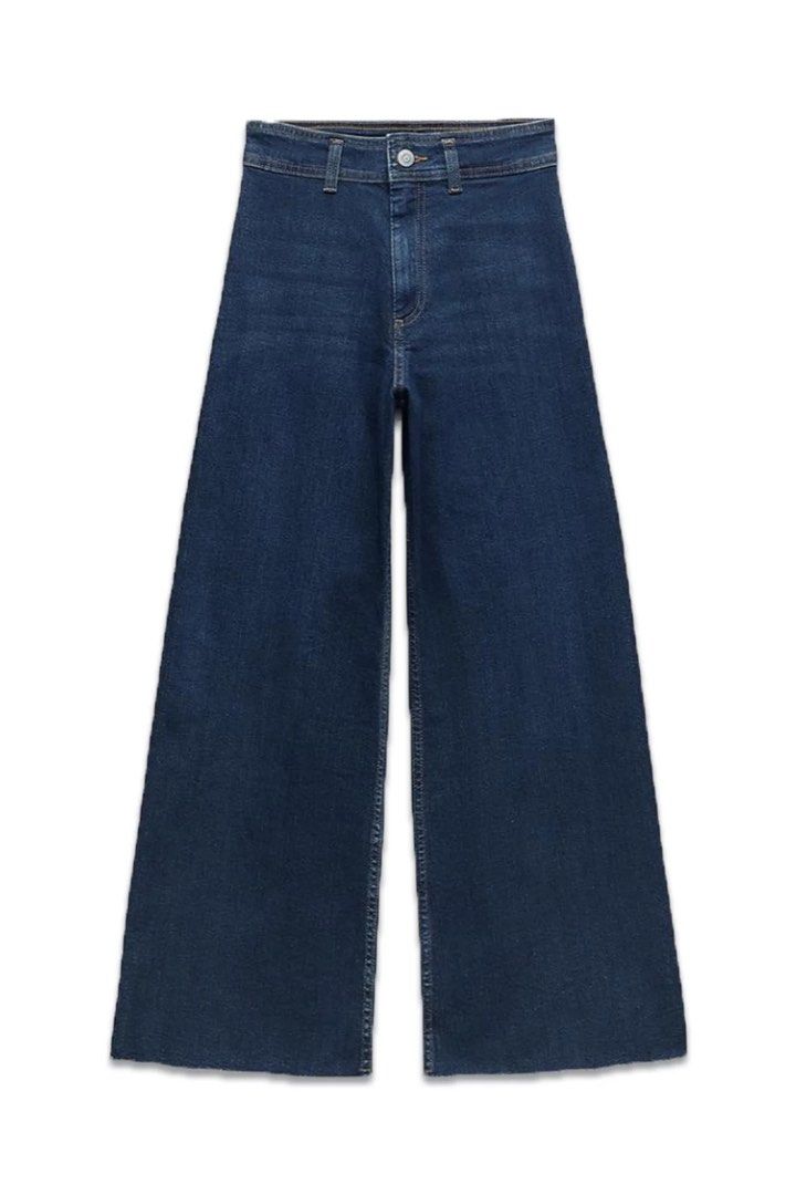Zara Marine Straight Jeans (Category: Jeans) located in Makati City. Submitted by spicytunaaa (Listing ID 1444215876, Image 2). Description: W28 Used a few times only then stored, no flaws Negotiable.