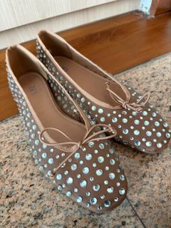 (Category: ) located in . Submitted by hercandycouture (Listing ID 1444153485, Image 1). Description: .