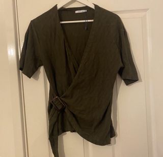 (Category: ) located in . Submitted by g00d.fits (Listing ID 1444185262, Image 1). Description: .