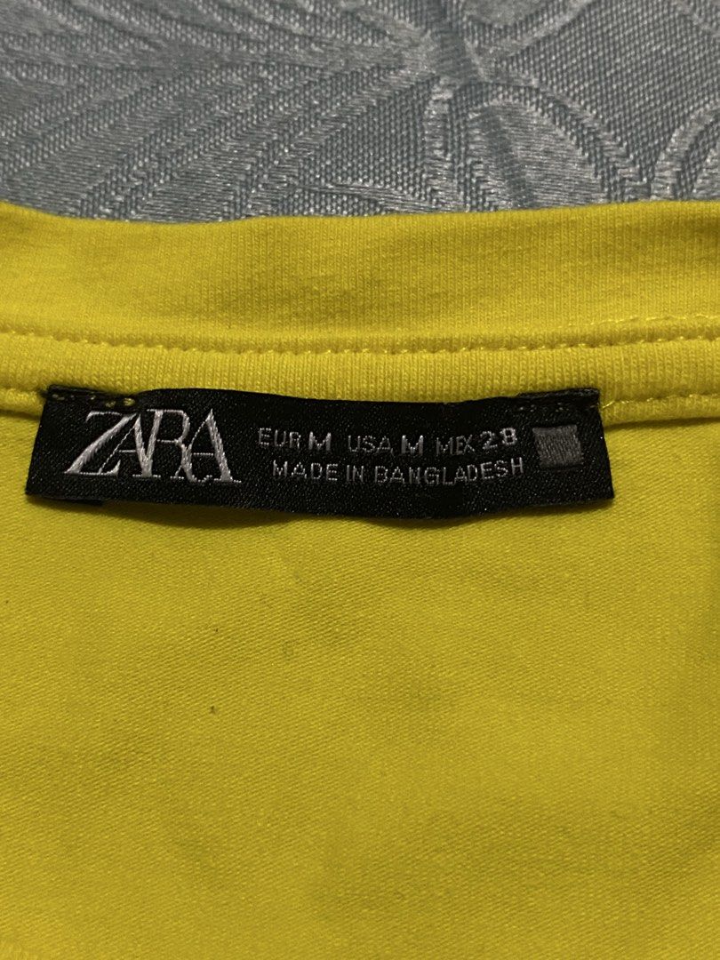 Zara Yellow Cropped Shirt (Category: Shirts) located in Quezon City. Submitted by naruiii (Listing ID 1444215371, Image 3). Description: Length: 16in Width: 15.5in Size: M in tag very minion.