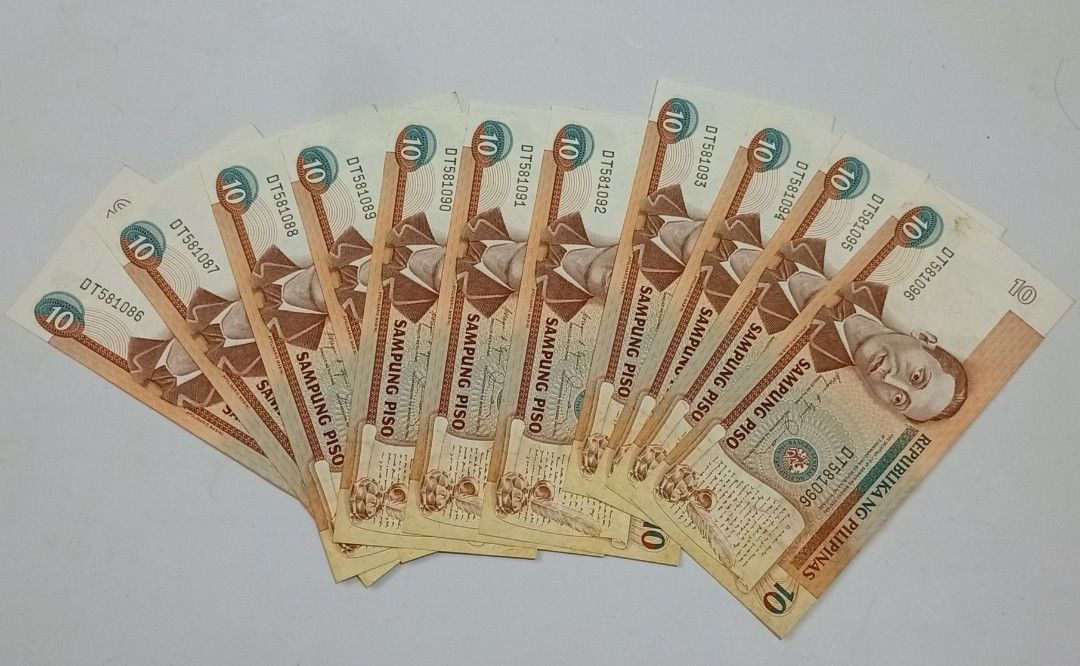 11pcs Consecutive Serial 10 Piso 1-Head NDS Philippine Banknotes (Category: Currency) located in Lipa City. Submitted by mark_collections (Listing ID 1444332056, Image 1). Description: 11pcs Consecutive Serial 10 Piso 1-Head NDS Philippine Banknotes Mode of Payment: Gcash.