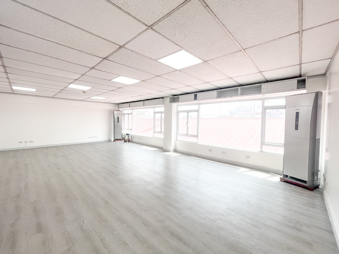 (Category: ) located in . Submitted by mchua.listings (Listing ID 1444375334, Image 1). Description: .