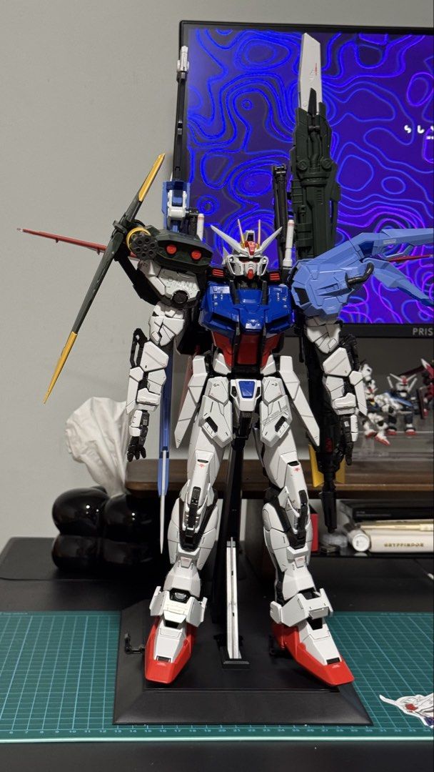 🛠️ Gundam building service (Category: Gundam Model Kits) located in Singapore. Submitted by mechkinggunpla (Listing ID 1444314082, Image 3). Description: - Bandai and Third Party Kits - Panel lining, Top coating water slide decals dm for more info! i post my works on tiktok @mechkinggunpla.