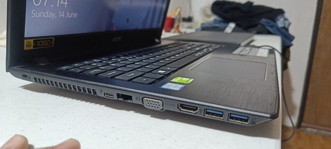 Acer Aspire E 15 ES-575G-52DA Laptop (Category: Laptops & Notebooks) located in Manila. Submitted by naldsais.ron (Listing ID 1444448529, Image 2). Description: - Acer Aspire E 15 Laptop - Intel Core i5-7200U processor (up to 3.10GHz) - NVIDIA GeForce 940MX graphics (2GB VRAM) - 4GB DDR4 RAM - 1TB Hard Drive (HDD) - USB 3.1 Type-C port - Ideal for everyday use and business - Comes with charger and pouch. .