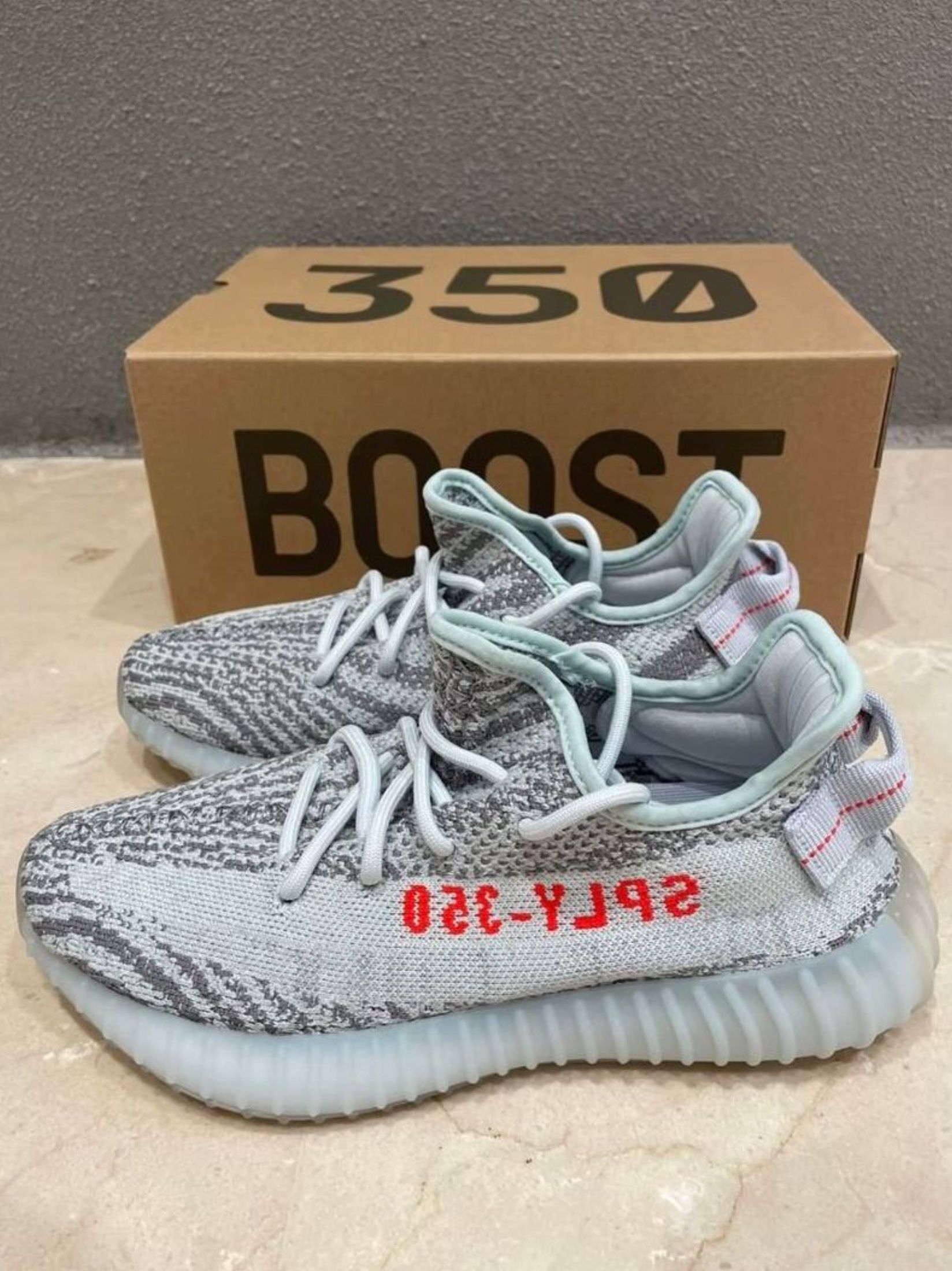 adidas originals Yeezy Boost 350 V2 Shoes Ice Blue (Category: Sneakers) located in Singapore. Submitted by sxyfreephoenix (Listing ID 1444446772, Image 1). Description: ── Adidas Buying Guide ── 📌 Item: adidas originals Yeezy Boost 350 V2 Shoes Ice Blue 📌 Condition: New 📌 Ship: Free J&T/Ninja Van 📌 Pay: Cash on delivery 📌 Confirm: ~3 day photos Unsure? Chat me!.