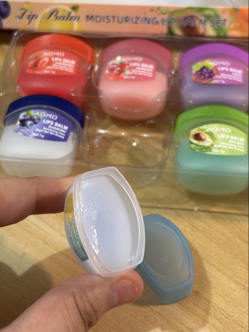 ADMID Lip Balm 8pcs Set (Fruity Scent) (Category: Makeup) located in Manila. Submitted by aeyss.essentials (Listing ID 1444431627, Image 3). Description: - Original Price: ₱199/8pcs - Used two of them for promotional content only, not swatched on the lips .
