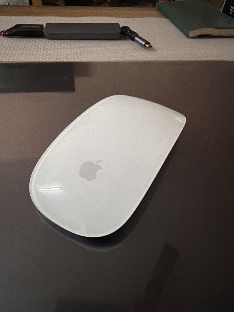 Apple Magic Mouse - Brand New485082548111288321