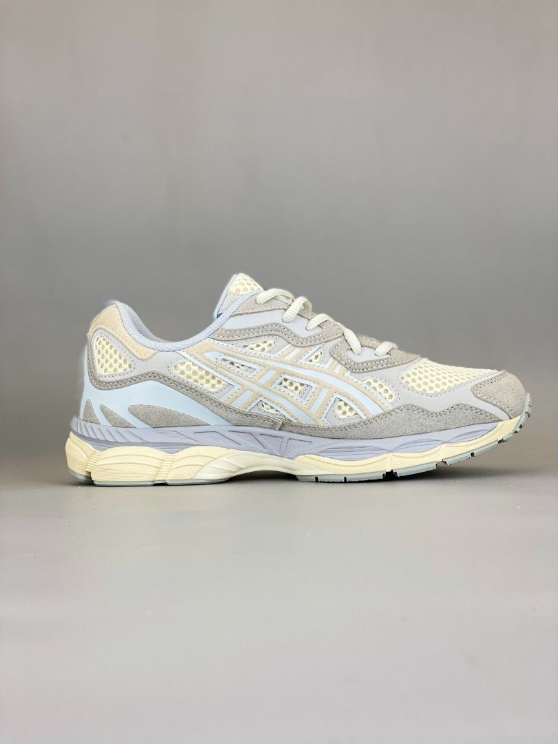 ASICS GEL-Cumulus 16 Cream Grey Light Blue Vintage Sneakers Unisex (Category: Sneakers) located in Singapore. Submitted by tehpengtreasures (Listing ID 1444400996, Image 3). Description: .