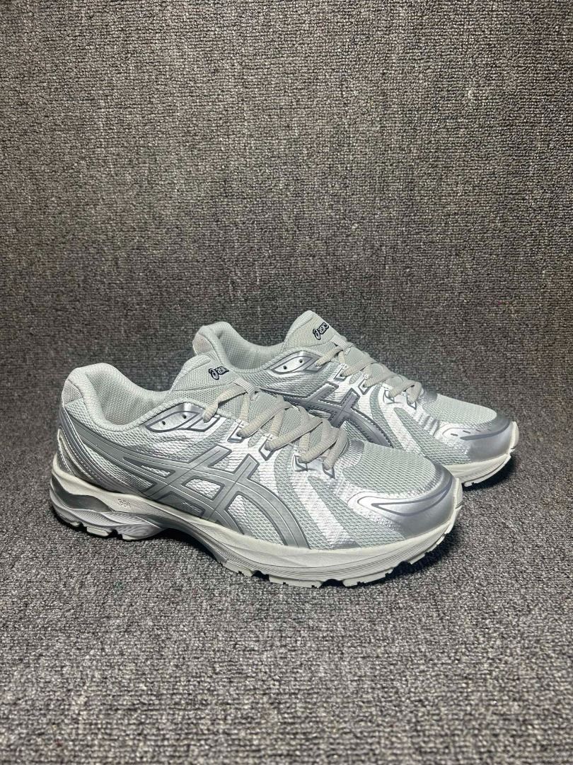 ASICS GEL-Nimbus 10 Light Grey Silver Y2K Retro Sneakers Unisex (Category: Sneakers) located in Singapore. Submitted by tehpengtreasures (Listing ID 1444405795, Image 3). Description: .
