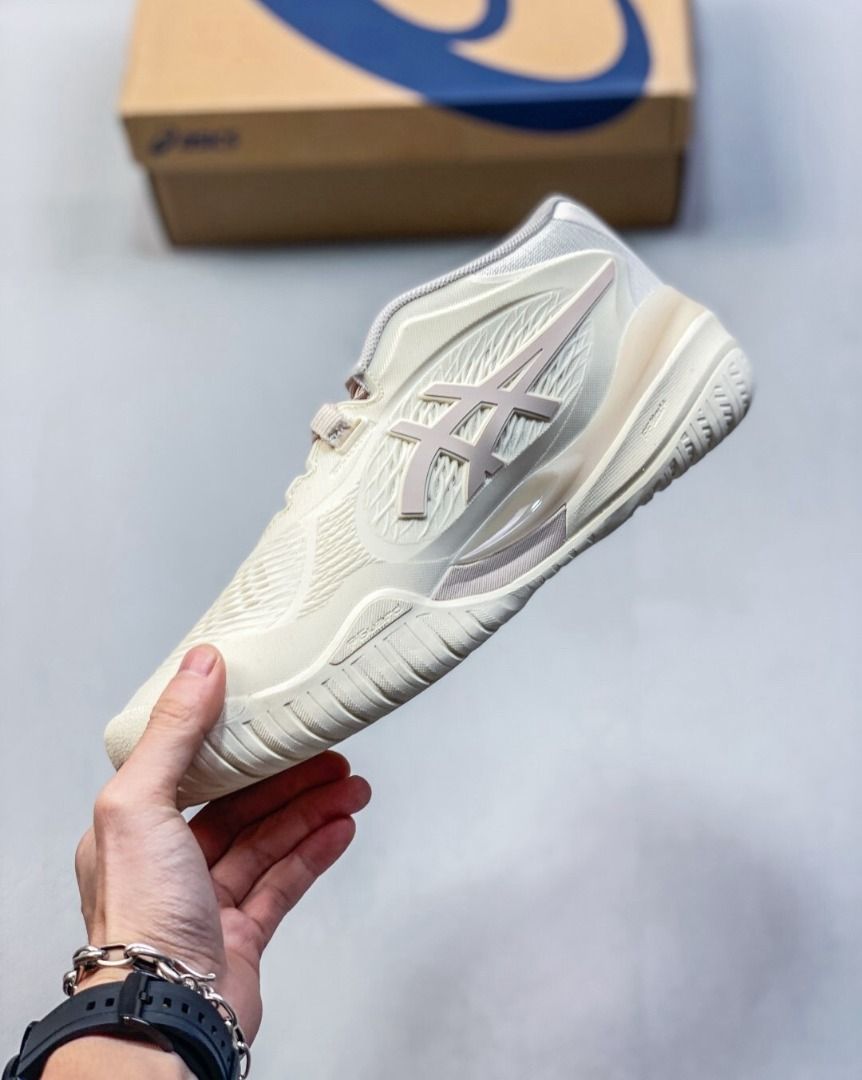 ASICS GEL-RESOLUTION X (Category: Sneakers) located in Singapore. Submitted by seniesvekk22662 (Listing ID 1444317418, Image 3). Description: New authentic great value Size: 36-45 All sizes and colors in stock for direct dispatch Free delivery.