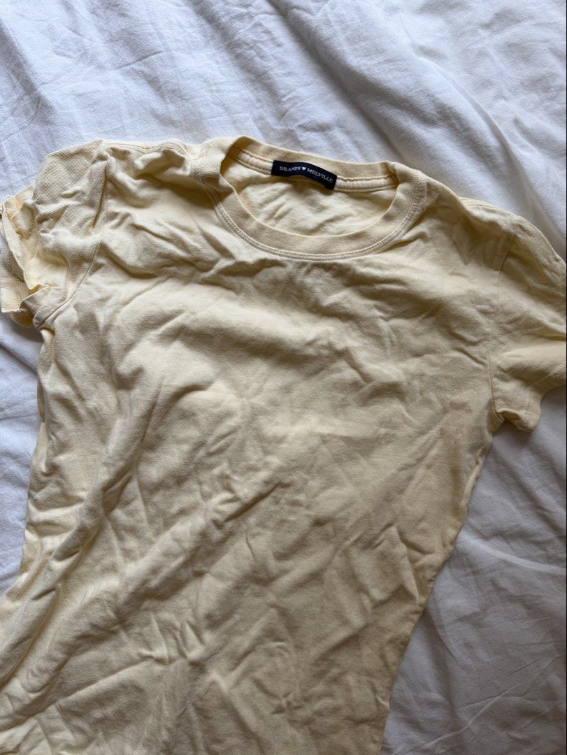 Assorted Brandy AUTHENTIC (Category: Blouses) located in Singapore. Submitted by natattackmack (Listing ID 1444393637, Image 9). Description: All clothes are authentic, some slightly more worn than others. Feel free to PM for more details/about sizing and pricing. More discounts when you buy more. Meet ups at Somerset only..