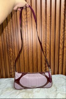 (Category: ) located in . Submitted by luxshoppe88 (Listing ID 1444419612, Image 1). Description: .