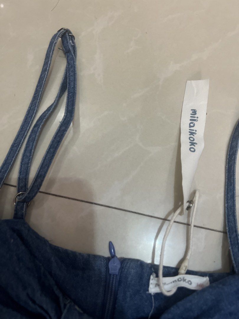 Baby doll strappy denim top (Category: Sleeveless) located in Quezon. Submitted by morena256 (Listing ID 1444397074, Image 2). Description: Brand new ribbon strappy top perfect for summer 🤍.