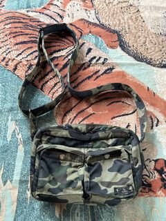 (Category: ) located in . Submitted by streetwear.collections (Listing ID 1444481839, Image 1). Description: .