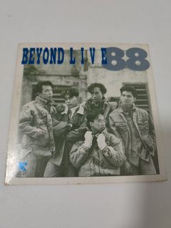 （分類：）位於 。 由 liverpooltc 提交（商品編號 1444384015，圖片 1）。簡介： 。