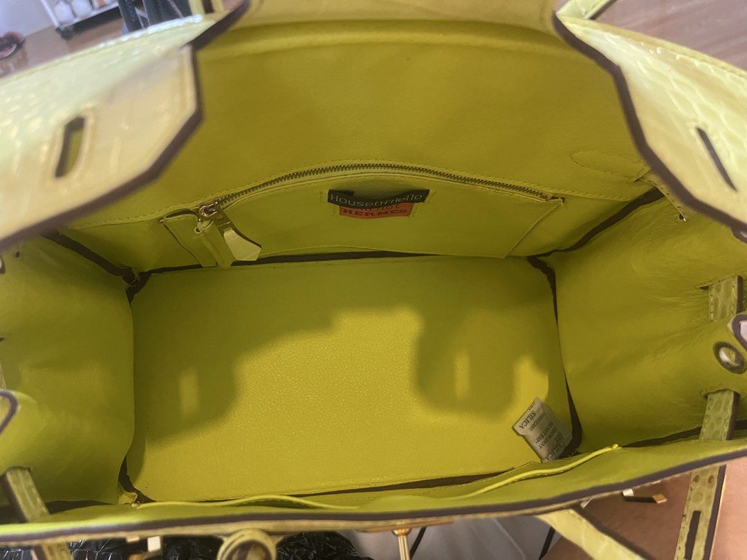 Birkin inspired - Light Yellow (Category: Cross-body Bags) located in Macabebe. Submitted by yourdita (Listing ID 1444397429, Image 2). Description: House of Hello 25cm Handbag Light Yellow | Brand New Condition Elegant and chic 25cm handbag in a beautiful light yellow shade. Brand new and never used. Perfect size for daily essentials while maintaining a sophisticated look. ✔️ Brand new condition ✔️ 25cm size ✔️ Light yellow color ✔️ Clean interi