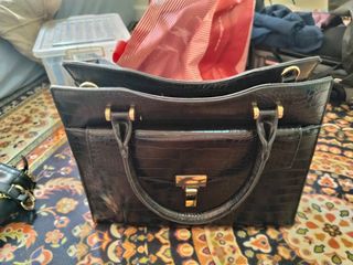(Category: ) located in . Submitted by vaststar-546ccd (Listing ID 1444397251, Image 1). Description: .