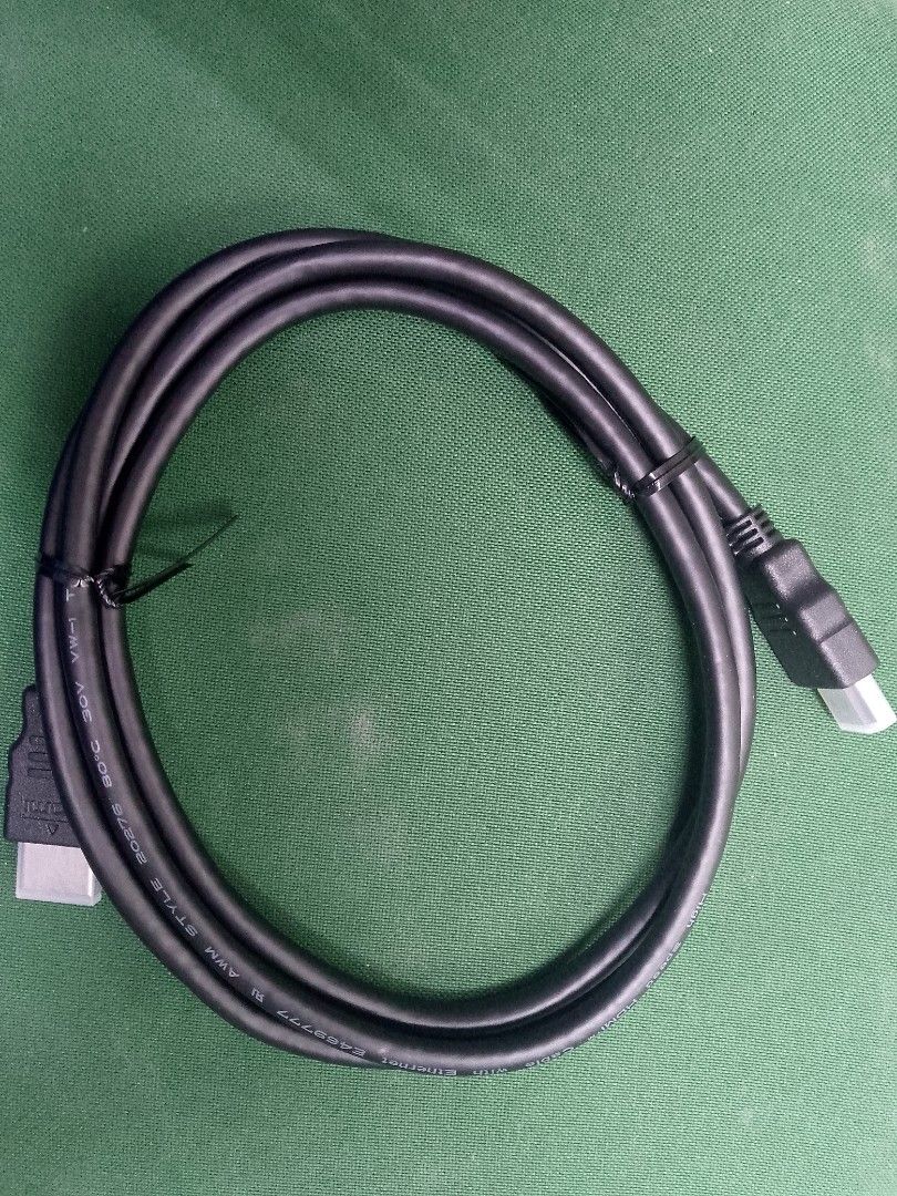 Black HDMI Cable (Category: Cables & Adaptors) located in General Trias. Submitted by kropekk (Listing ID 1444445225, Image 1). Description: - Standard black HDMI cable - Connects devices for video and audio - Ready for immediate use - 1.5 meters - 15 pcs in stock.