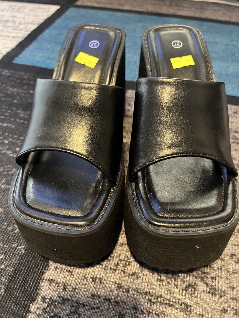 Black Platform Slide Sandals (Category: Sandals) located in Manila. Submitted by 08khail (Listing ID 1444313050, Image 1). Description: .