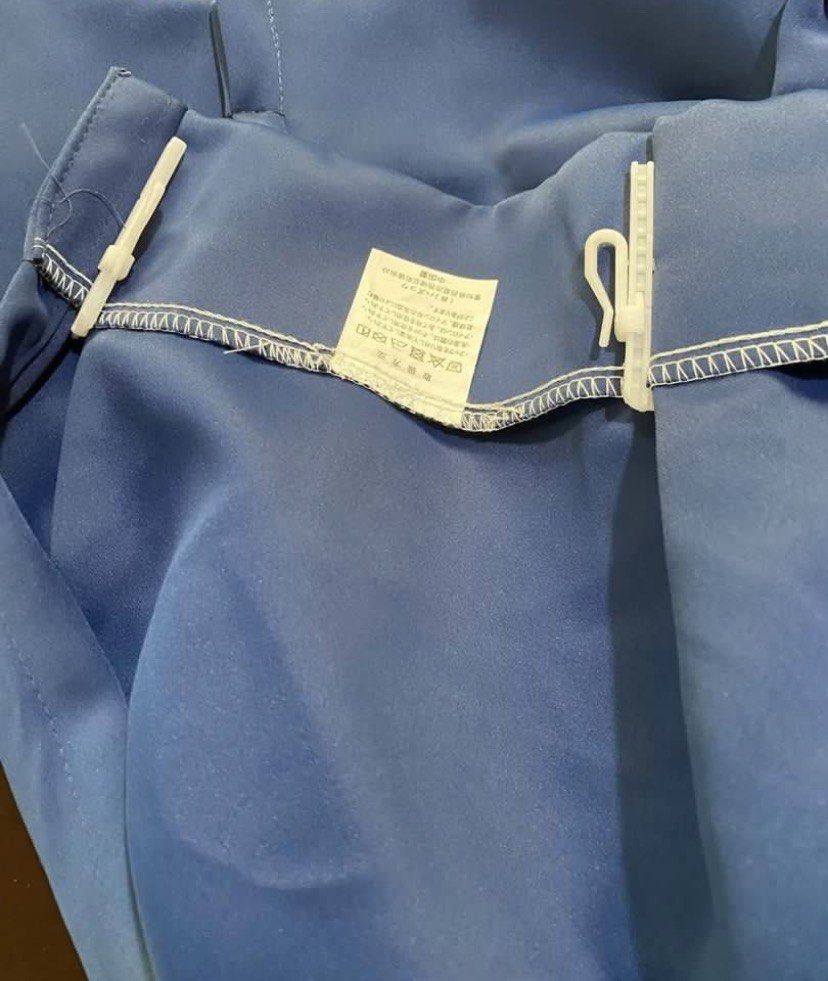 Blue Curtain (Category: Curtains & Blinds) located in Pasig City. Submitted by xhuming-2 (Listing ID 1444402813, Image 3). Description: .