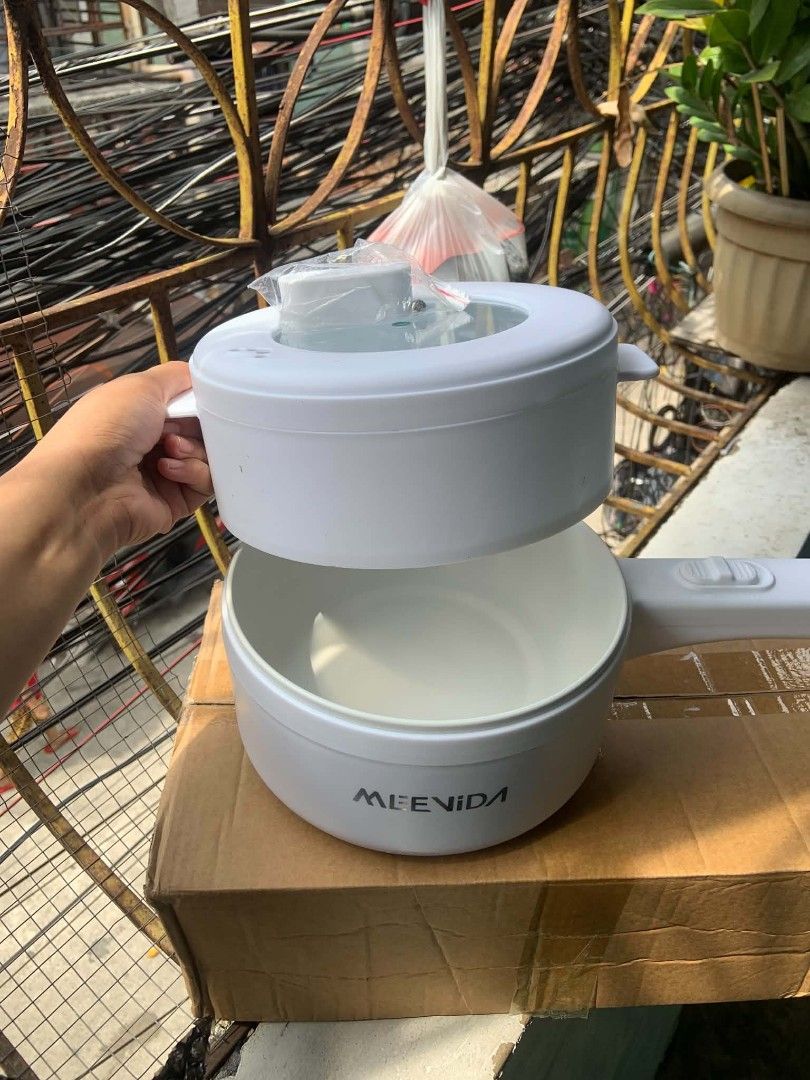 Brand New multi purpose cooker (Category: Cookware & Accessories) located in Quezon City. Submitted by ajonlinesh55809 (Listing ID 1444313428, Image 2). Description: brand new multi purpose cooker ₱700 same day delivery.