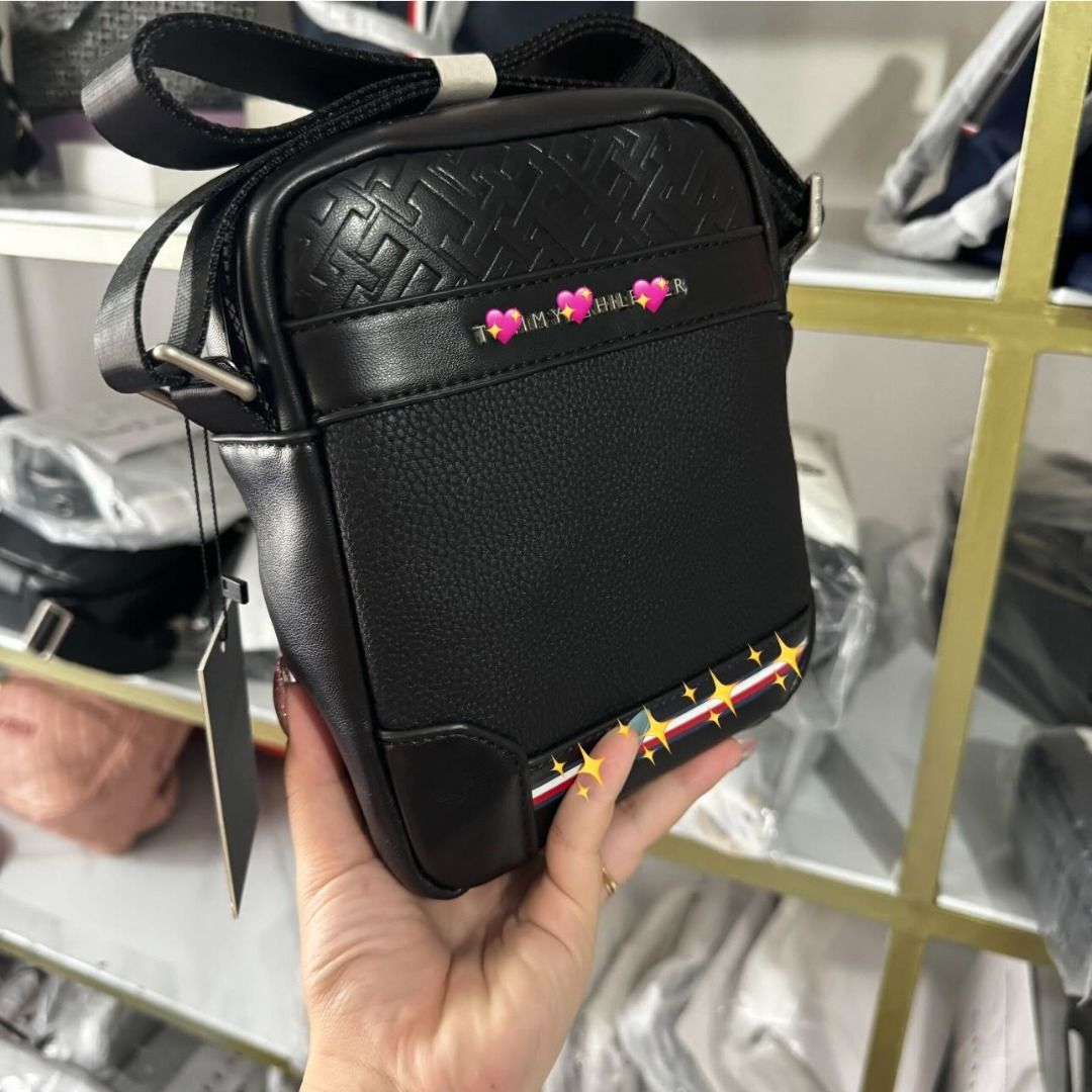 Brandnew TH Woven Embossed Reporter (Category: Sling Bags) located in Quezon City. Submitted by mjmassortedfinds (Listing ID 1444457342, Image 3). Description: Woven Embossed Reporter ✅ 1 1 5 O each +sf ✅ Size: (H)20.5cm x (W)16.5cm x (D)6cm ✅ Paperbag Add 9 9 ✅ M P 0 & Brandnew 📸 Actual Pictures Posted 📲 PM for orders and inquiries 📌Pinas Onhand & Ready to Ship 📌We can Ship Nationwide (+SF) 📌No Return, No Exchange 📌If in DOUBT, please DO N