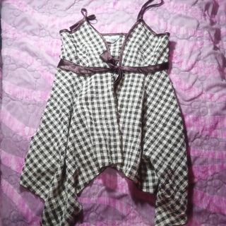 (Category: ) located in . Submitted by lavinia.finds (Listing ID 1444438288, Image 1). Description: .