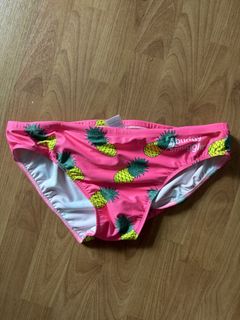 (Category: ) located in . Submitted by aldgr (Listing ID 1444453908, Image 1). Description: .