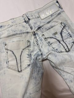 （分類：）位於 。 由 beebeeyu 提交（商品編號 1444398288，圖片 1）。簡介： 。