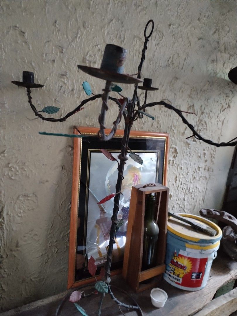 candle holder 1k only (Category: Vases & Decorative Bowls) located in Mandaluyong City. Submitted by katkat888kit (Listing ID 1444314586, Image 2). Description: candle holder 3ft 1k only pick up only or via lalamove mandAluyong city.