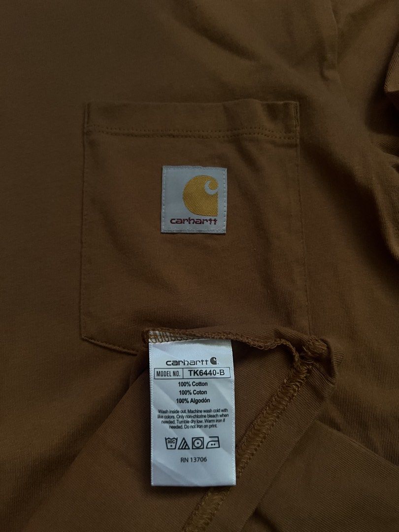 CARHART POCKET LONG SLEEVE (Category: Coats, Jackets and Outerwear) located in Batangas. Submitted by engr_thrift (Listing ID 1444389001, Image 3). Description: CARHART LONG SLEEVE 📌DIMES: 25x17.5 📌ISSUE: NONE 📌CR: 9.5/10.