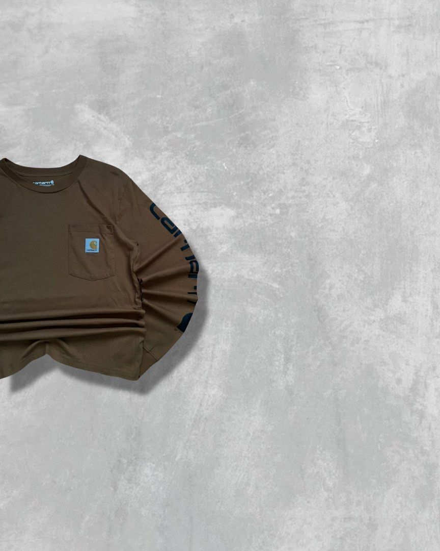 CARHART POCKET LONG SLEEVE (Category: Coats, Jackets and Outerwear) located in Batangas. Submitted by engr_thrift (Listing ID 1444389001, Image 2). Description: CARHART LONG SLEEVE 📌DIMES: 25x17.5 📌ISSUE: NONE 📌CR: 9.5/10.