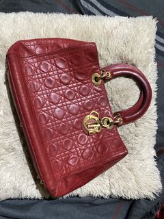 (Category: ) located in . Submitted by kluxfinds (Listing ID 1444460045, Image 1). Description: .