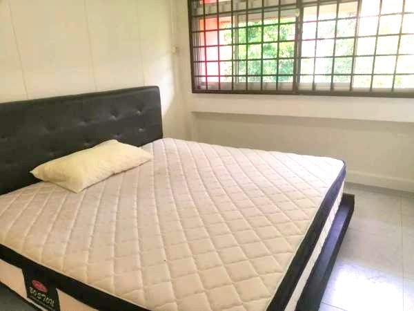 (Category: ) located in . Submitted by your_rental_specialist (Listing ID 1444399610, Image 1). Description: .