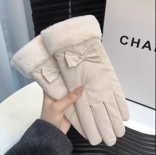 (Category: ) located in . Submitted by sparkling.snow (Listing ID 1444385939, Image 1). Description: .