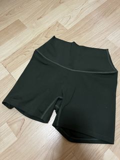 (Category: ) located in . Submitted by shopshoppaway (Listing ID 1444387991, Image 1). Description: .