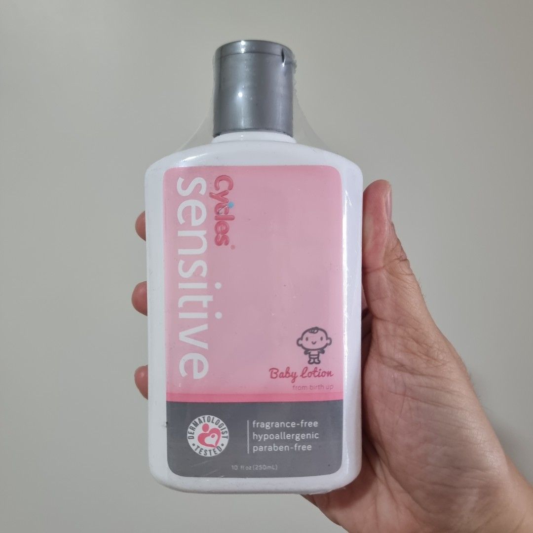 Cycles Sensitive Baby Lotion (250 ml) (Category: Baby Toiletries & Grooming) located in Pasig City. Submitted by lesmitch (Listing ID 1444325590, Image 1). Description: - Gentle formula for baby's delicate skin | Fragrance-free, hypoallergenic, and paraben-free |Dermatologist tested |Moisturizes for up to 24 hours ~ Check all photos for the item's actual condition and measurements ~ Payment is via gcash, pay maya or bdo ~ Shipping is via lalamove