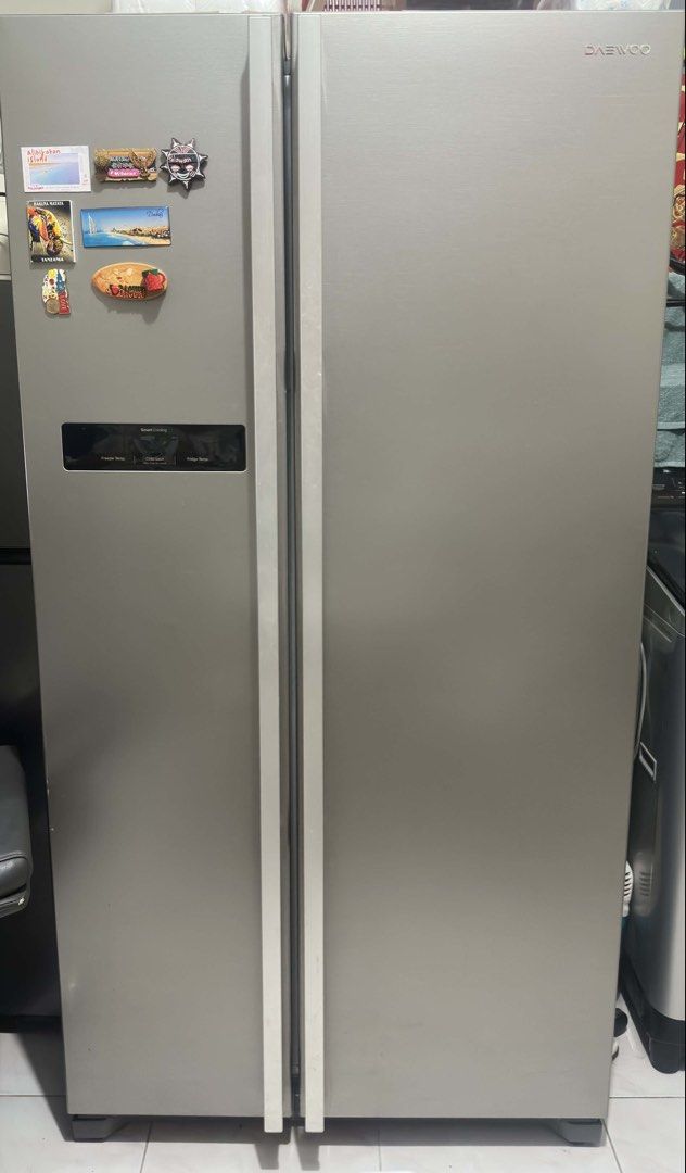 Daewoo Side By Side Refrigerator (Category: Refrigerators and Freezers) located in Manila. Submitted by snowjemfri62047 (Listing ID 1444417555, Image 1). Description: - Daewoo Side-by-Side Refrigerator - Sleek Silver Finish - Ample Storage Space for Groceries - Spacious Fridge and Freezer Sections - Convenient Digital Display on Front - Excellent Working Condition - Reason for Selling: Moving Out Negotiable.