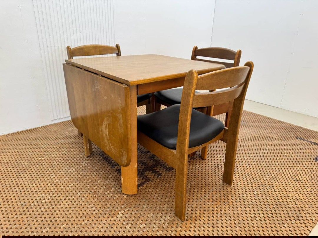 Dining Set (Category: Tables & Sets) located in Meycauayan. Submitted by marygracecasimiro (Listing ID 1444495494, Image 2). Description: Expandable Dining Table with 3 Chairs Price: 11,900 Table: L47/29.5 x W29.5 x H27 Chair: L18.5 x W19 x H29.5/16 In good condition💚.